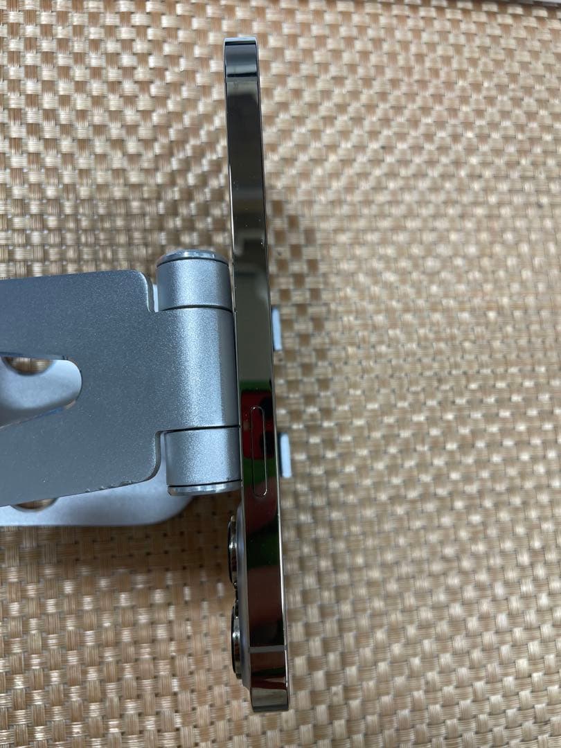 iPhone 13 Pro 256 GB ゴールドSIMフリー【6798】