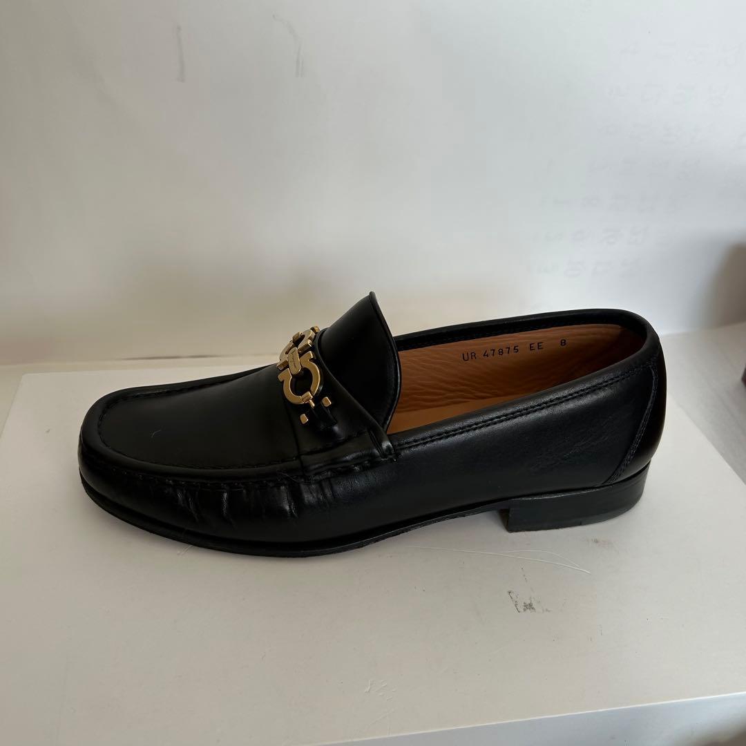 Salvatore Ferragamo 黒 ローファー 8EE
