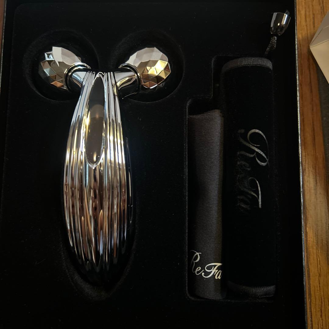 新品　未使用　ReFa 美顔ローラー ダブルボール シルバー