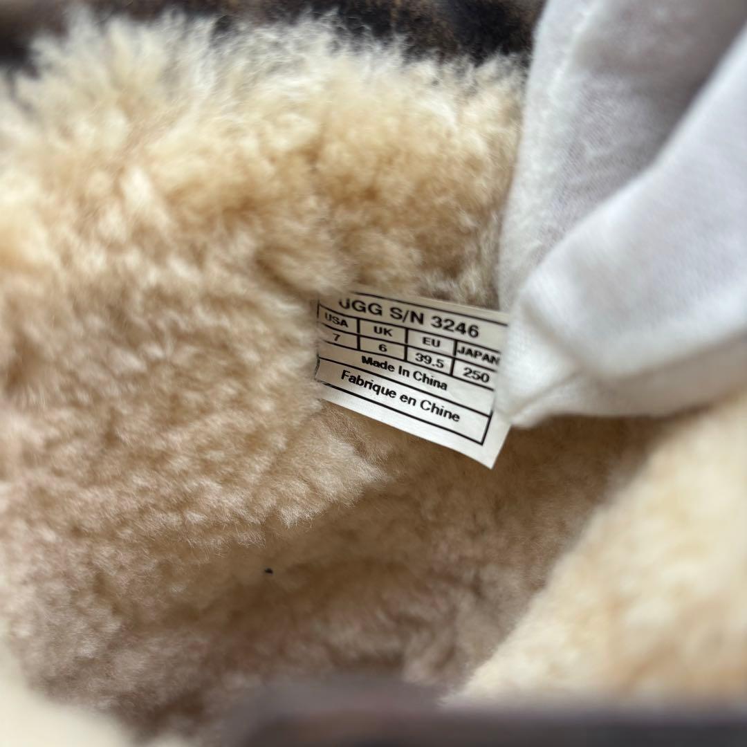美品✨UGG アグ ムートン エンジニアブーツ ダークブラウン 25cm