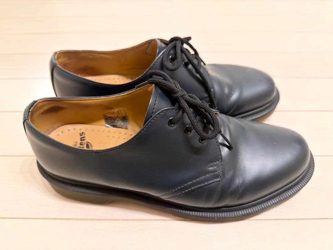 【美品】Dr. Martens 3ホールUK7 26cm ノーステッチ ブラック