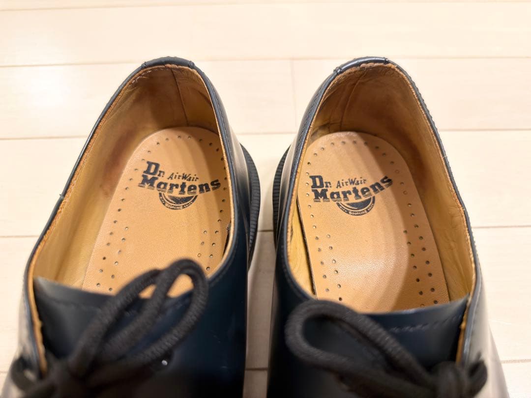 【美品】Dr. Martens 3ホールUK7 26cm ノーステッチ ブラック