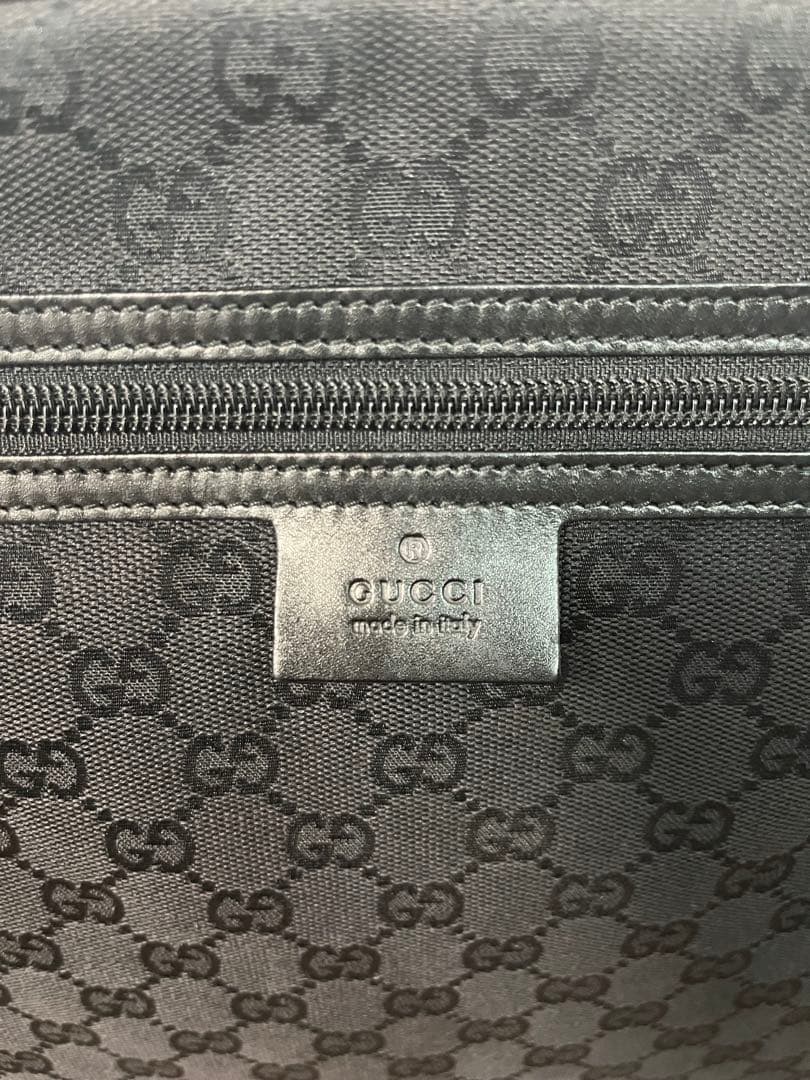 GUCCI ショルダーバッグ GG キャンバス ブラック サコッシュ