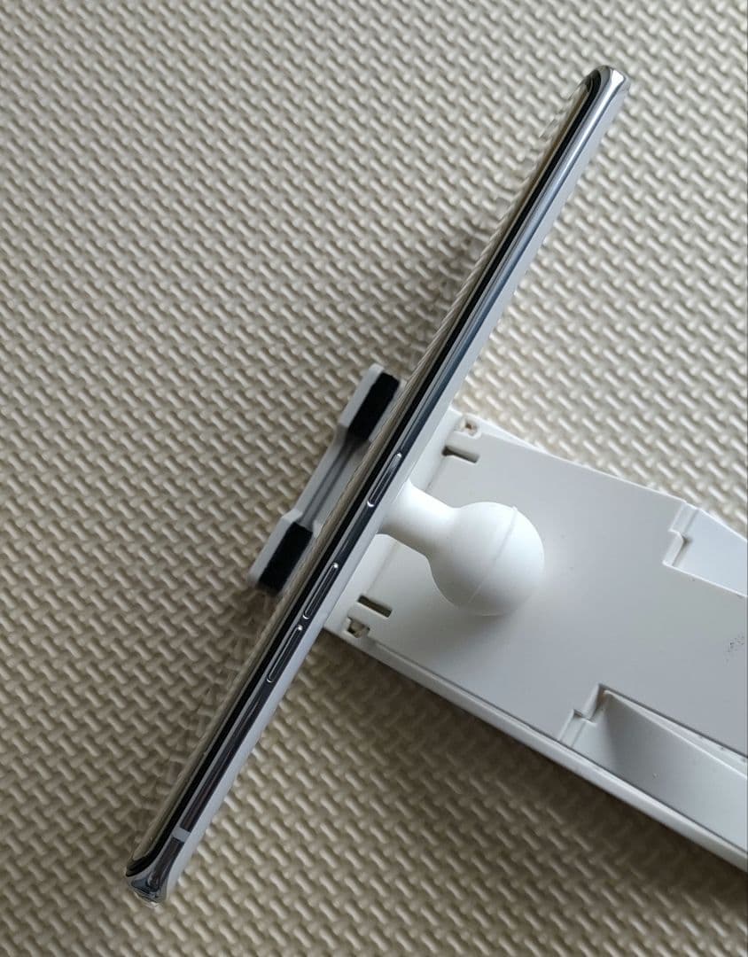 LG VELVET L-52A docomo 未使用に近い