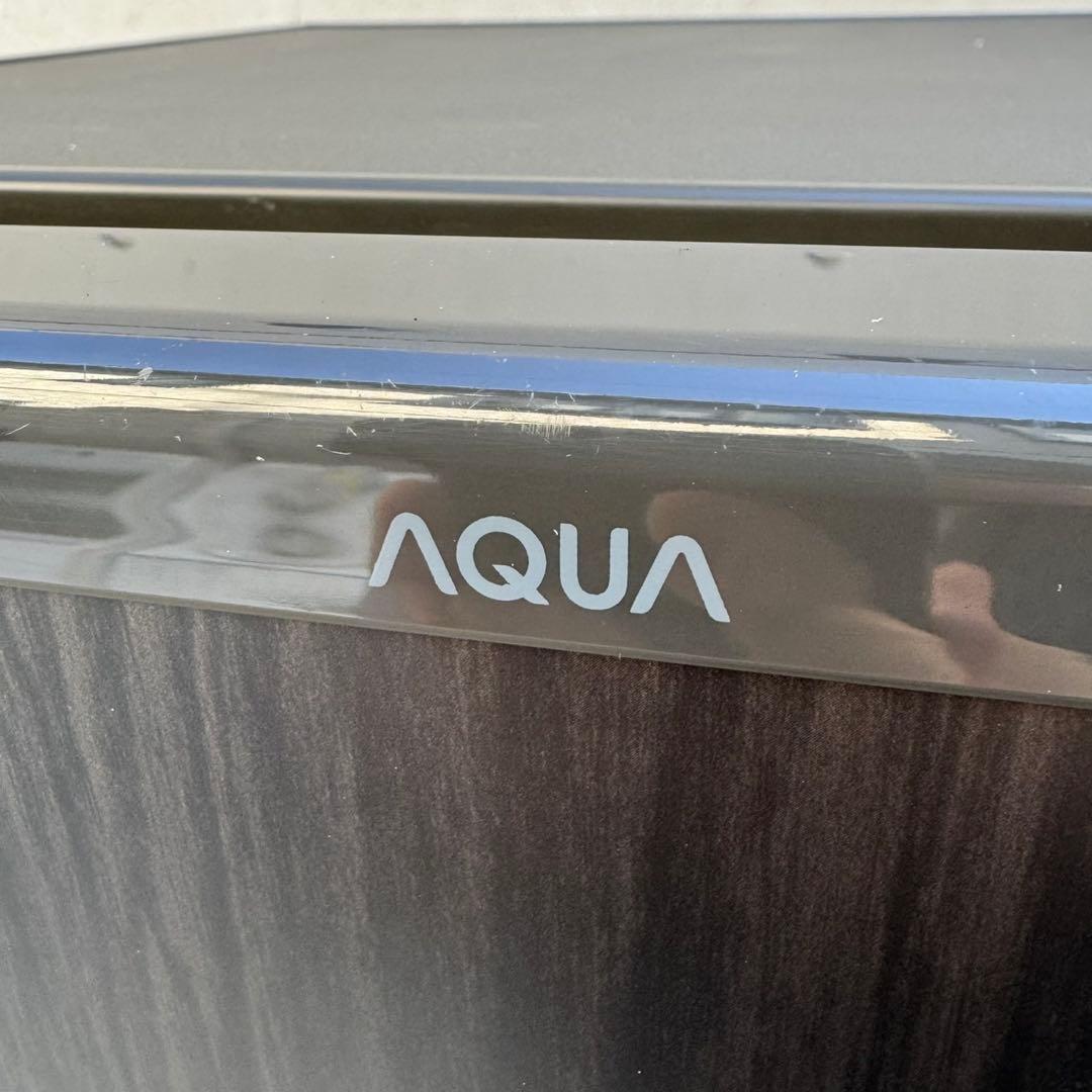 118⭐️2022年製美品★アクア冷蔵庫　木目　ブラウン　大型200L　一人暮らし