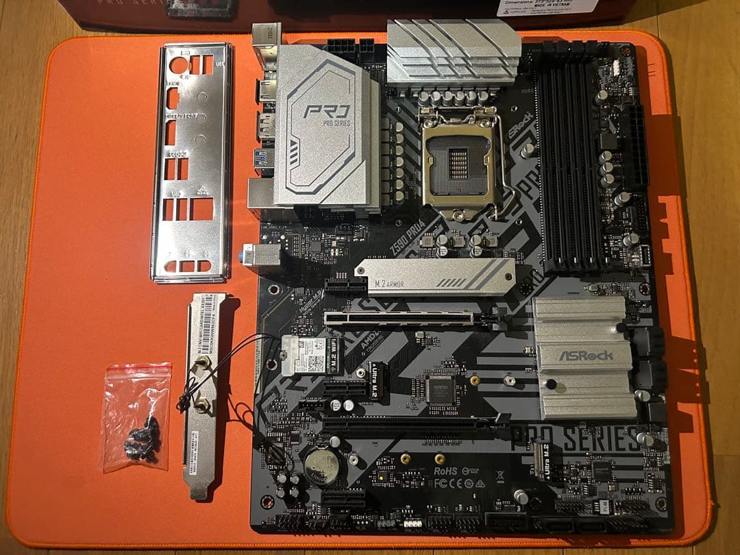 ASRock Z590 PRO4 マザーボード