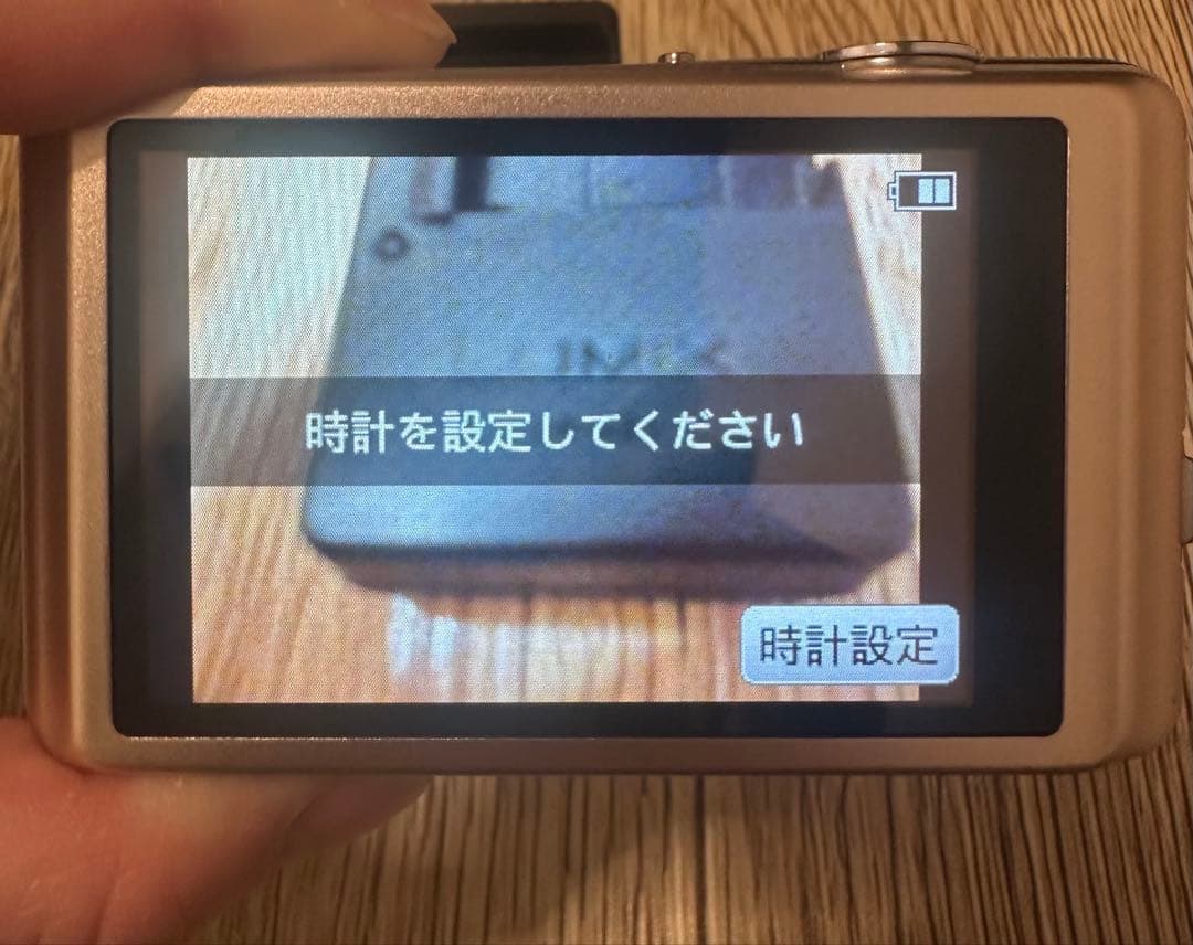 美品　パナソニック　LUMIX コンパクトデジカメ　DMC-FH7　ゴールド