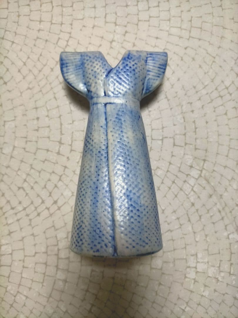 廃盤 リサラーソン ドレス 花瓶 ワードローブ