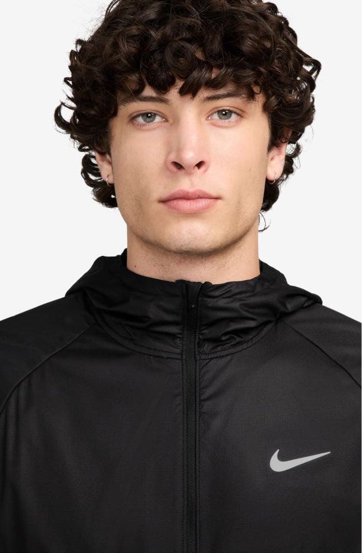 M 新品 ナイキ ランニングジャケット スフィア 防寒 サーマ ウィンドブレーカ