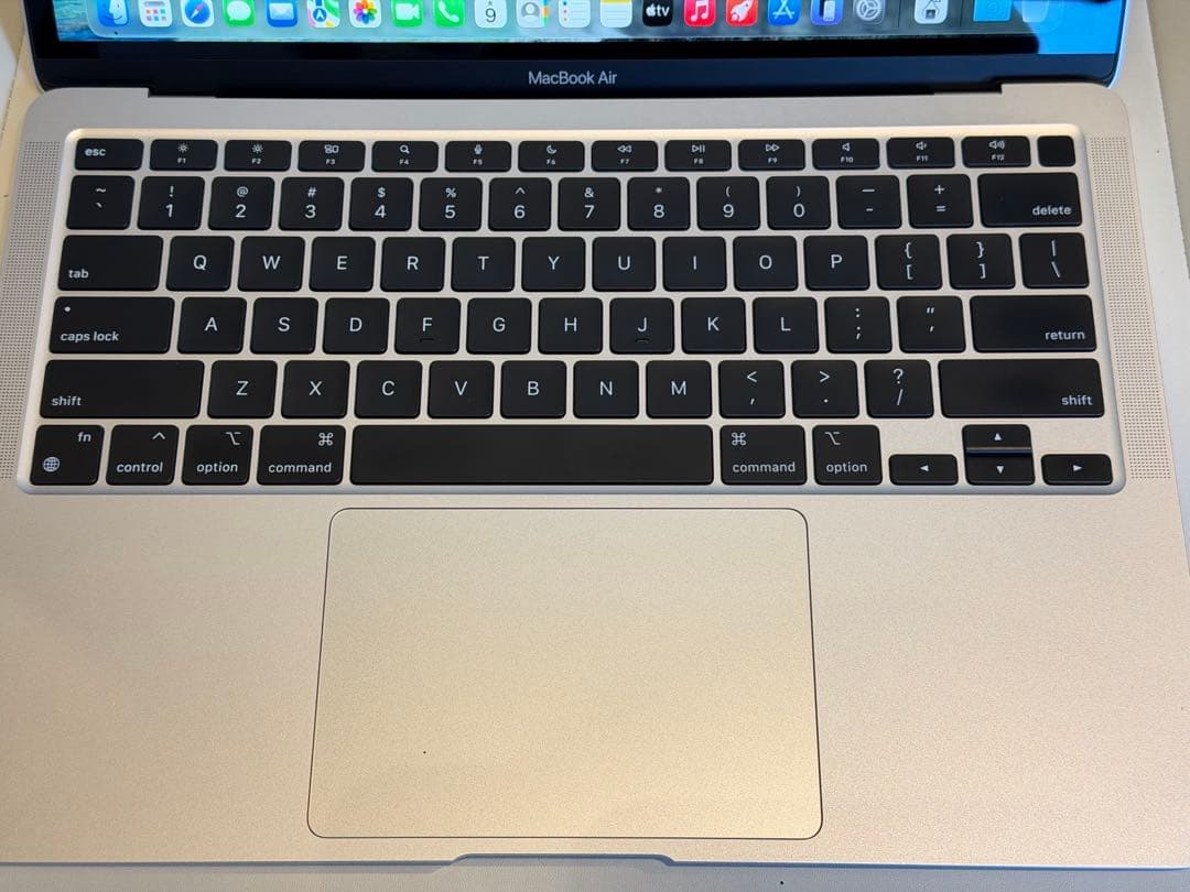 Apple MacBook Air (M1, 2020) シルバーUS