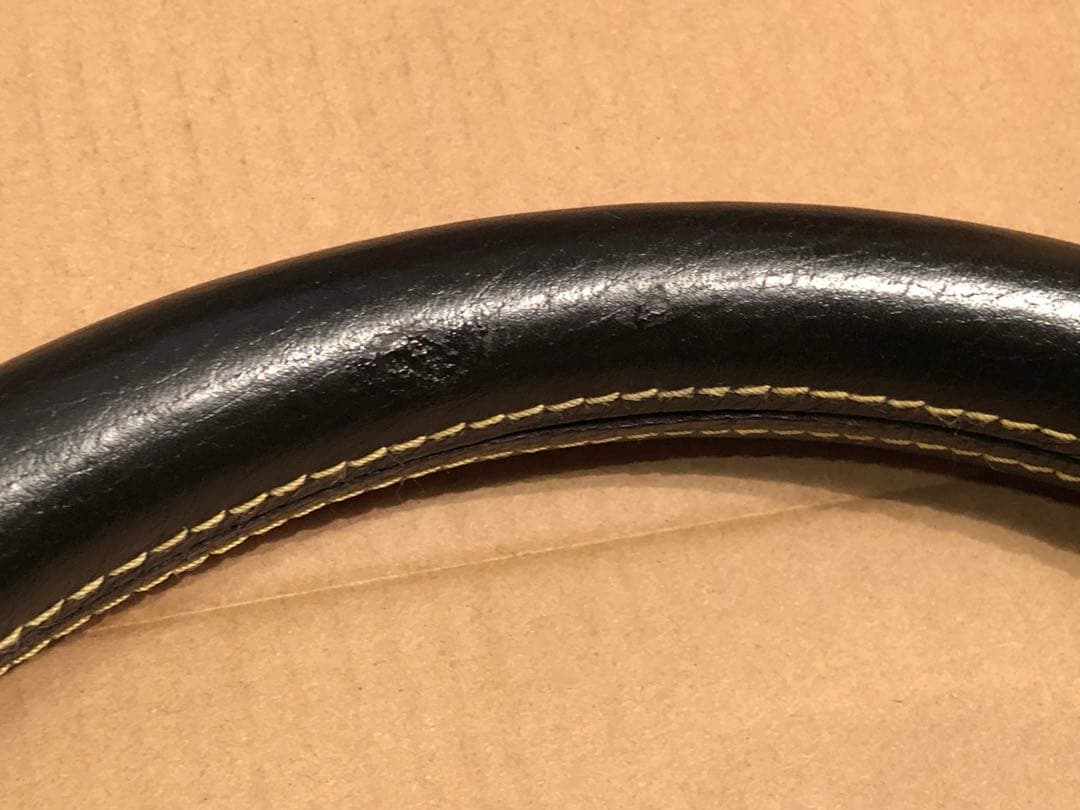 希少　MOMO ステアリング ヴェローチェレーシング D型 タイプ