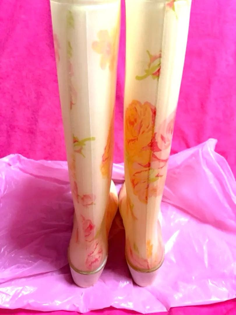 激カワ激レア❣️非売品ヴィンテージ　リズリサのバラ柄ロングレインシューズ24