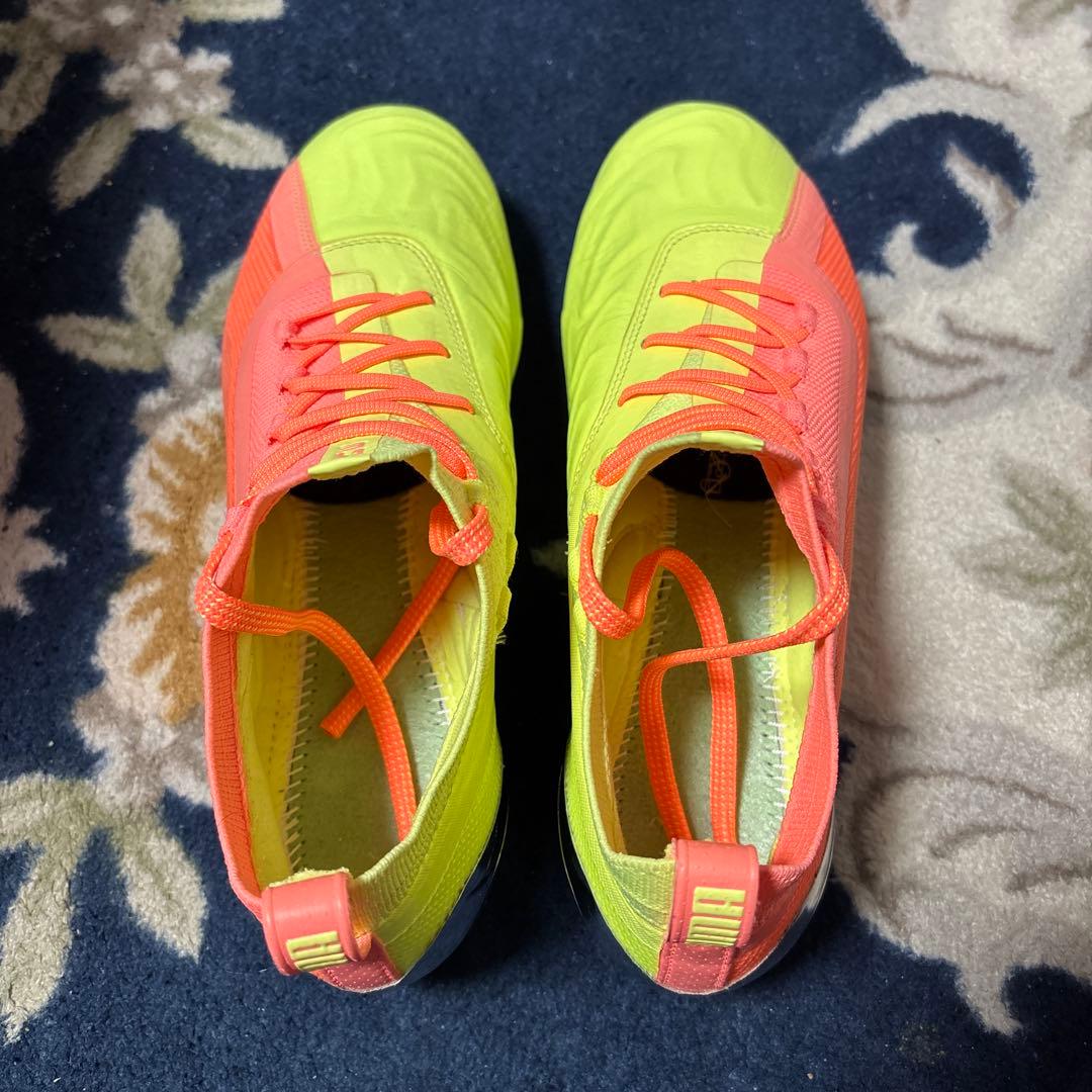 プーマサッカースパイク　プーマワン20.1 SG