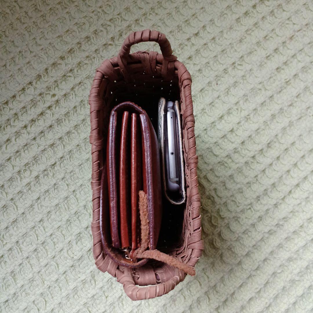 小さい国産山葡萄ショルダーバッグ