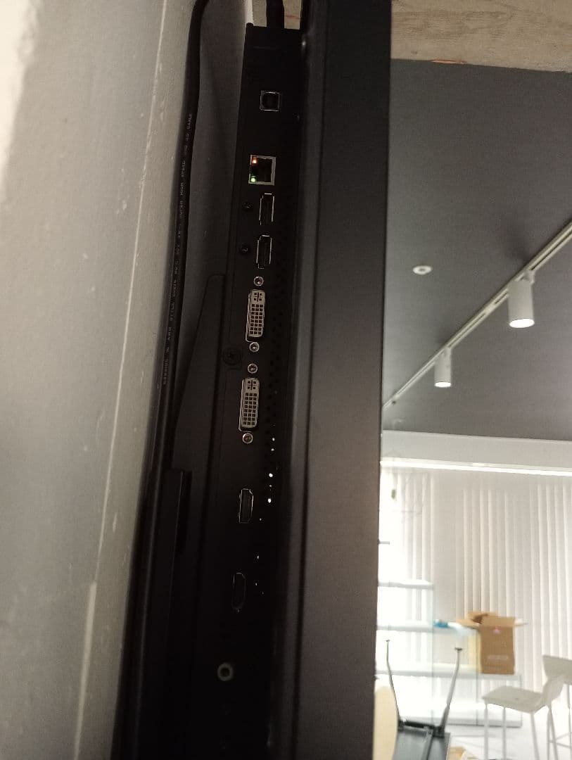 【即日出荷 新品近い】フィリップス 55型デジタルサイネージ用液晶ディスプレイ