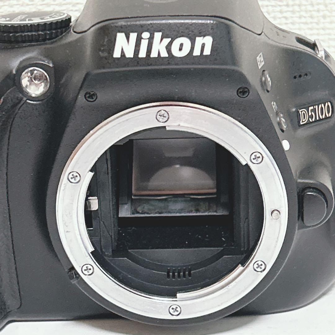 【動作OK】　NIKON D5100 レンズ付き　一眼レフ