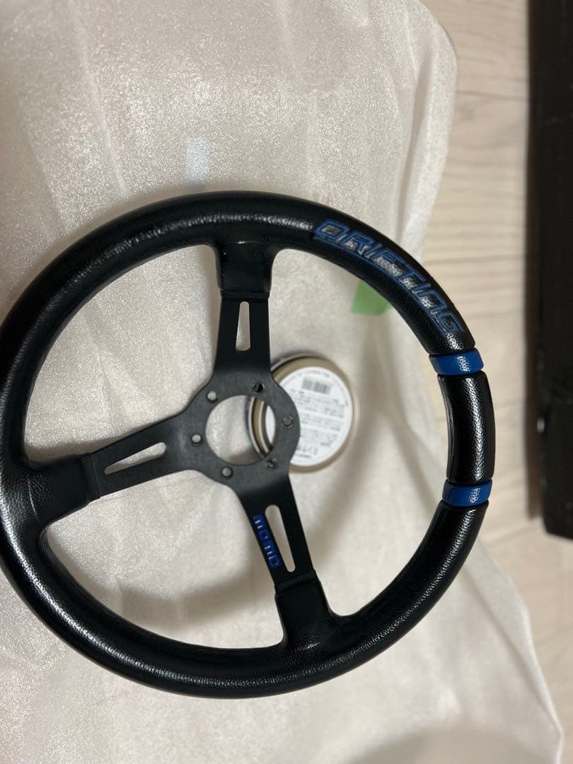 MOMO ステアリングホイール ドリフティング