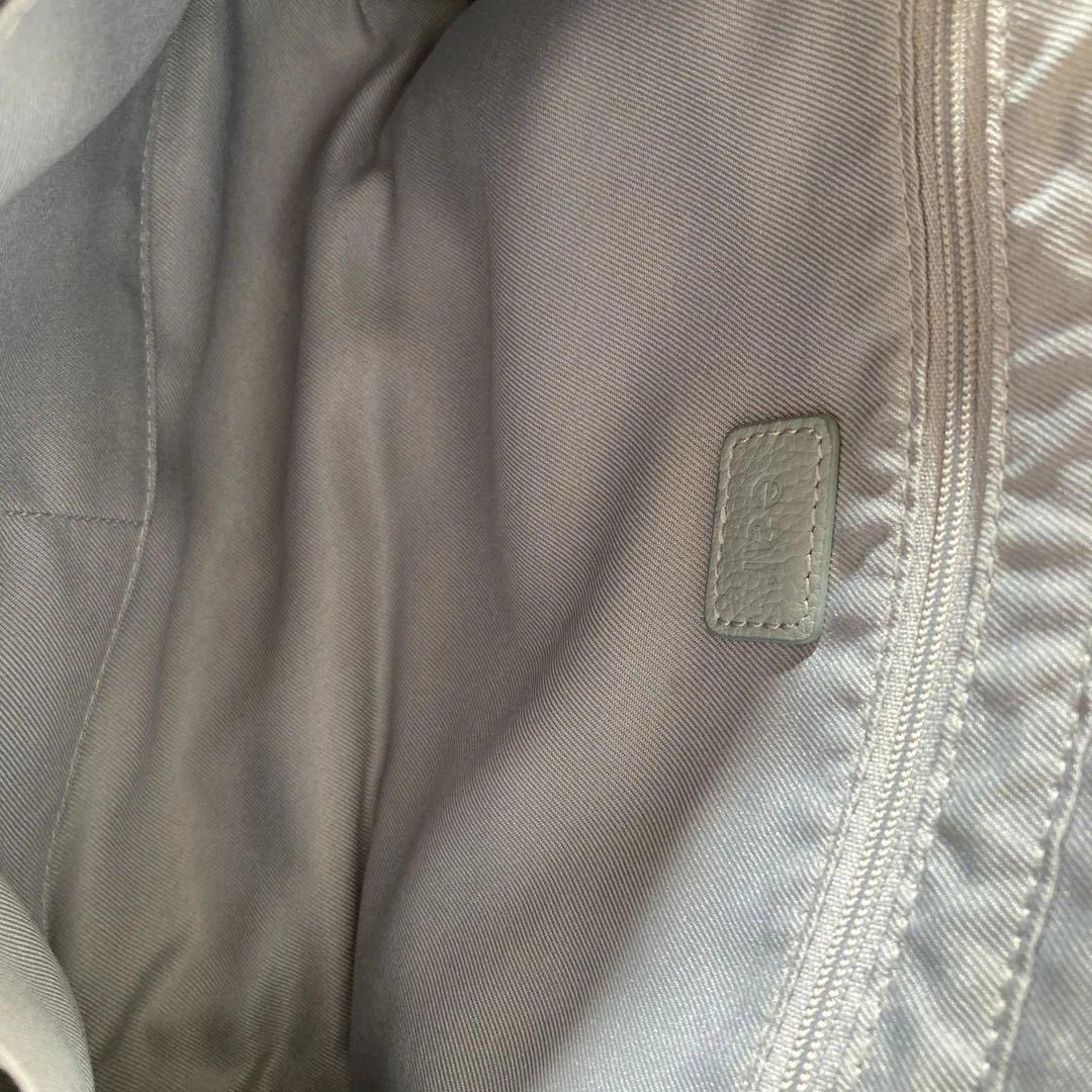 イアパピヨネワイドテープレザー ショルダーバッグ