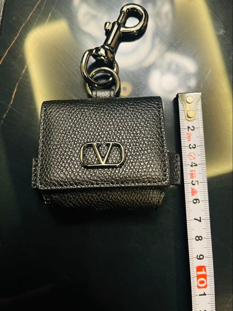 VALENTINO エアーポッズケース　ブラック