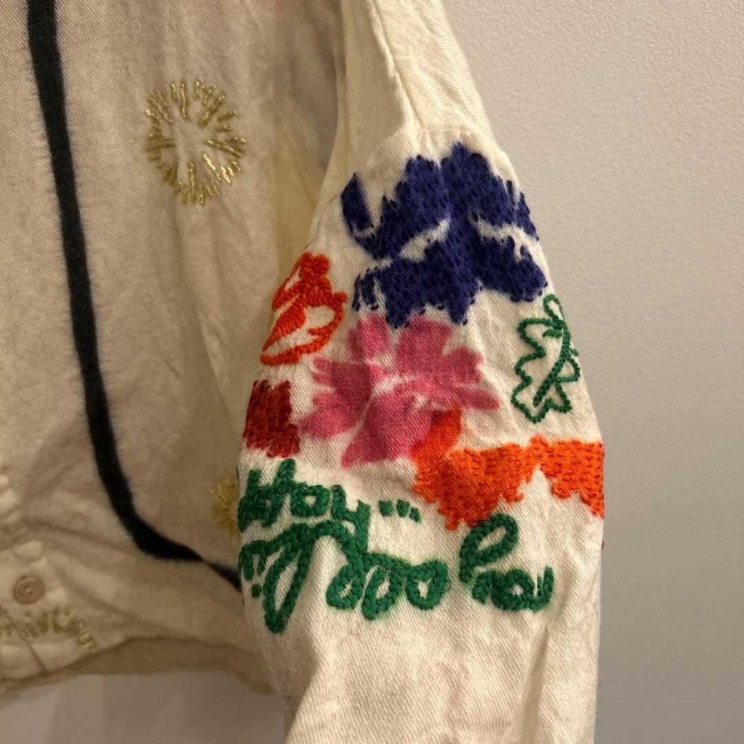 ANNTIAN 刺繍トップス