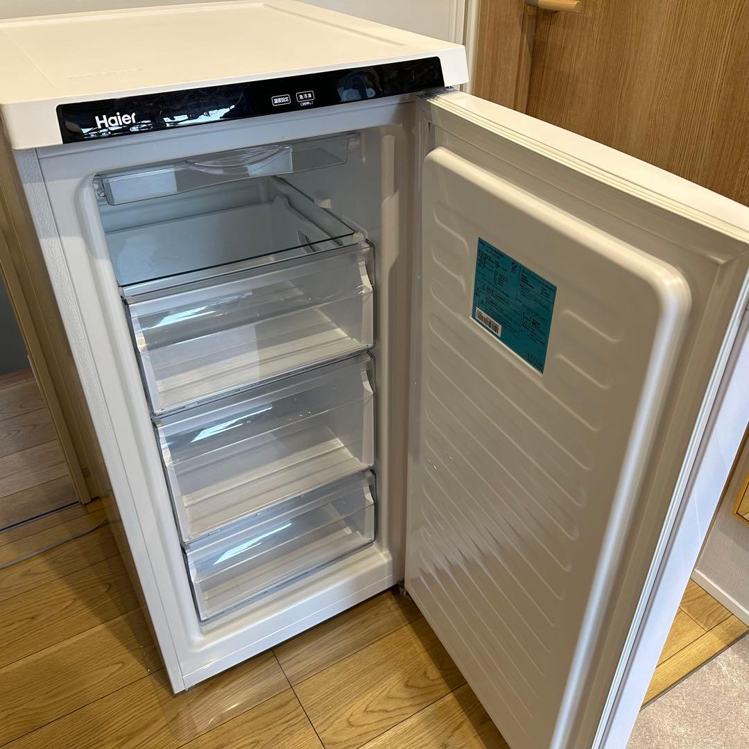 2023年製ハイアール冷凍庫 1ドア 前開き式 右開き 102L 直冷式ホワイト