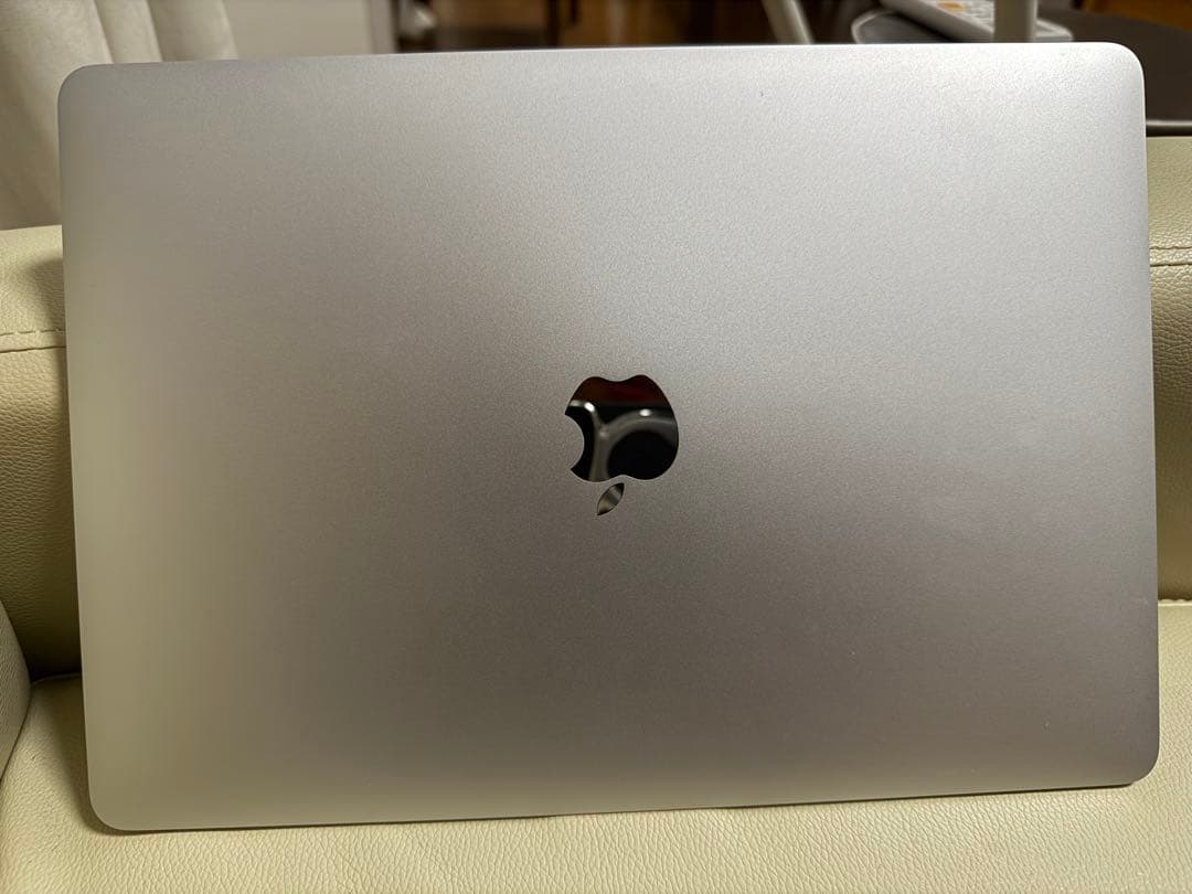 mi5　Apple MacBook Air