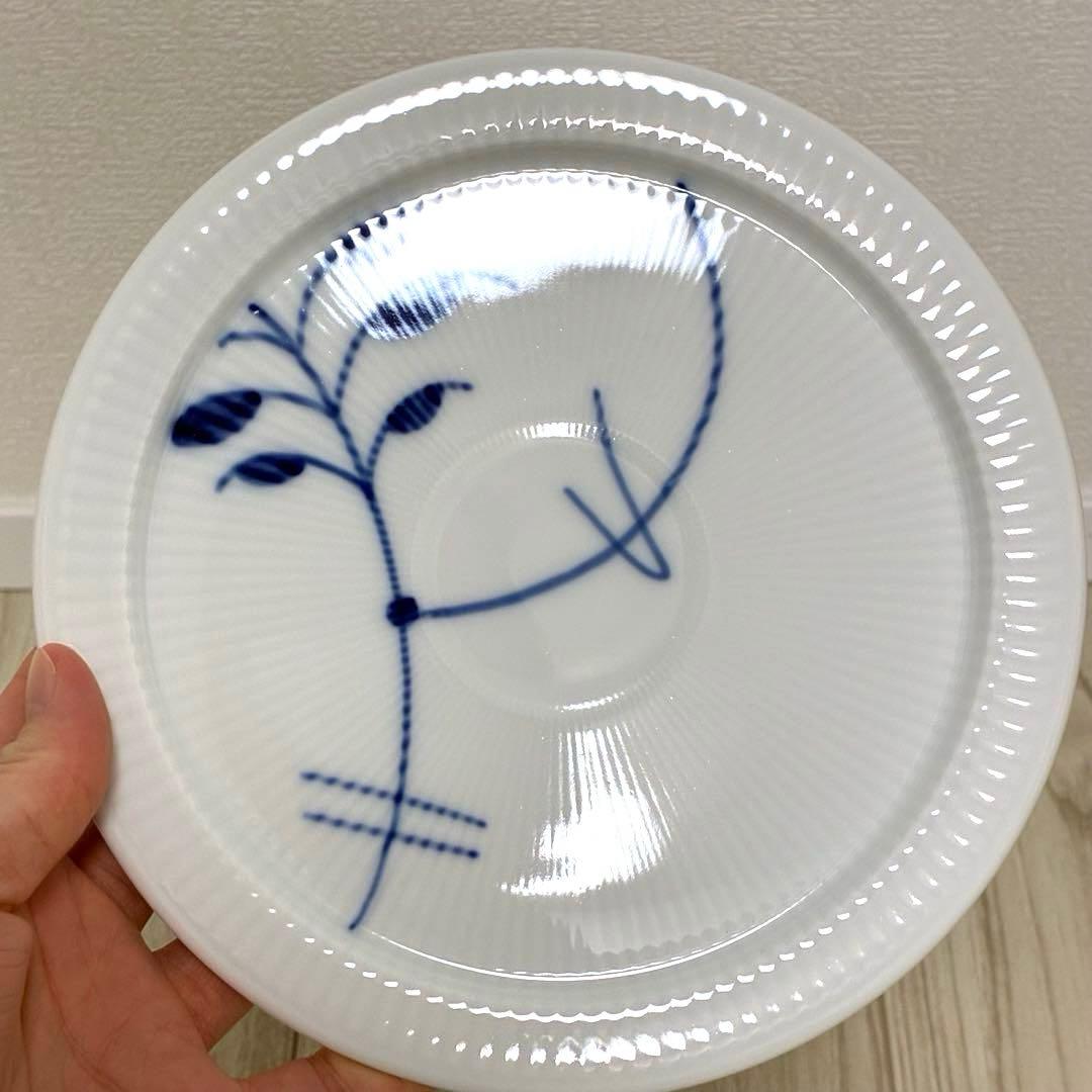 【未使用品】ロイヤルコペンハーゲン　メガ　オーブンウェア蓋付き・マグカップセット