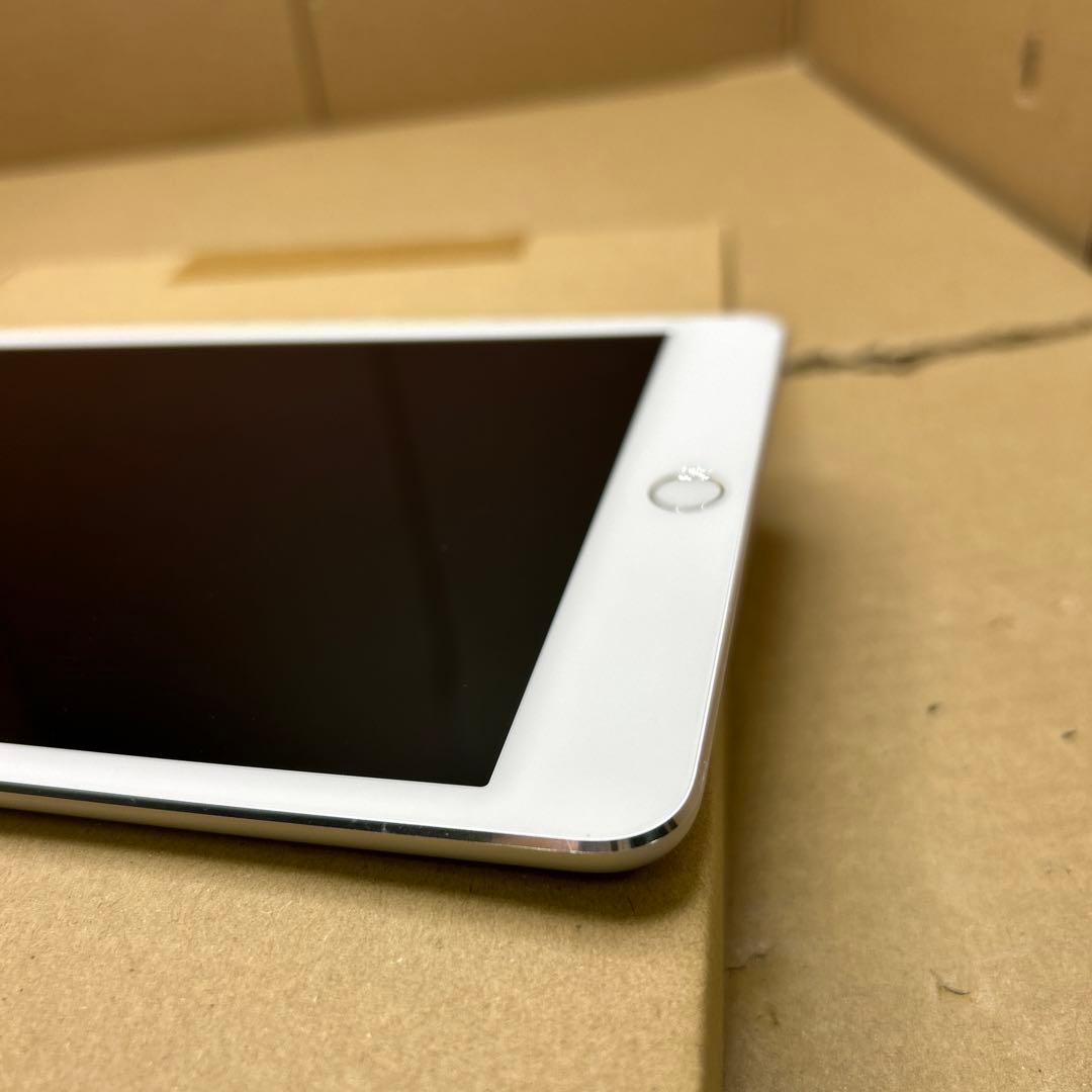 iPad本体 Apple iPad mini 4 Wi-Fi + Cellular 32GB