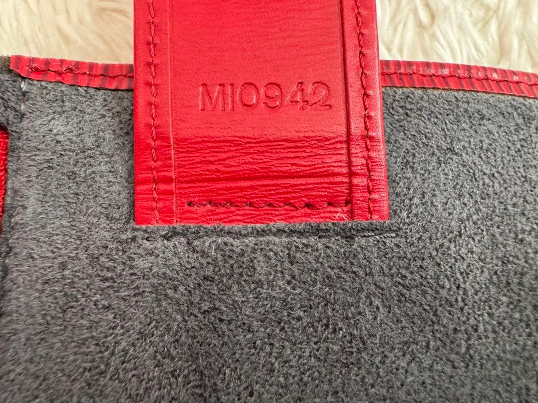 超レア【LOUIS VUITTON 】ルイヴィトン エピ ジュエリーケース