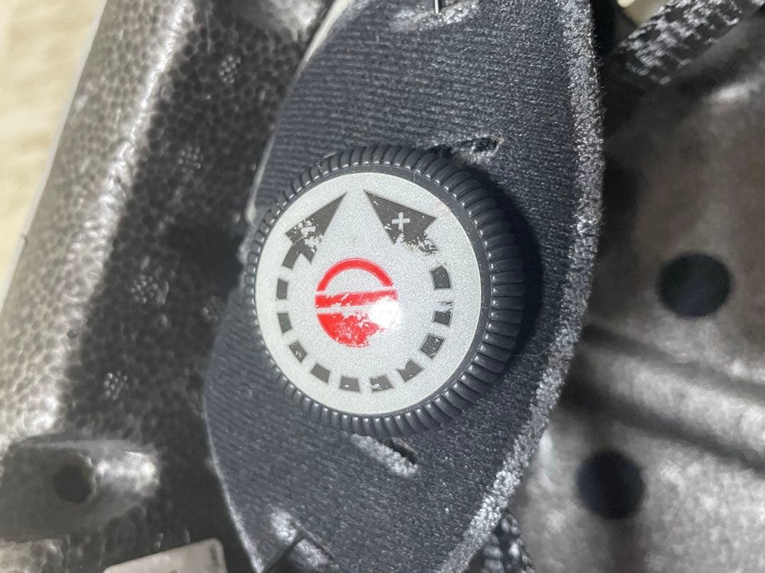 希少　CHANEL シャネル ヘルメット IDENTIFICATION 白