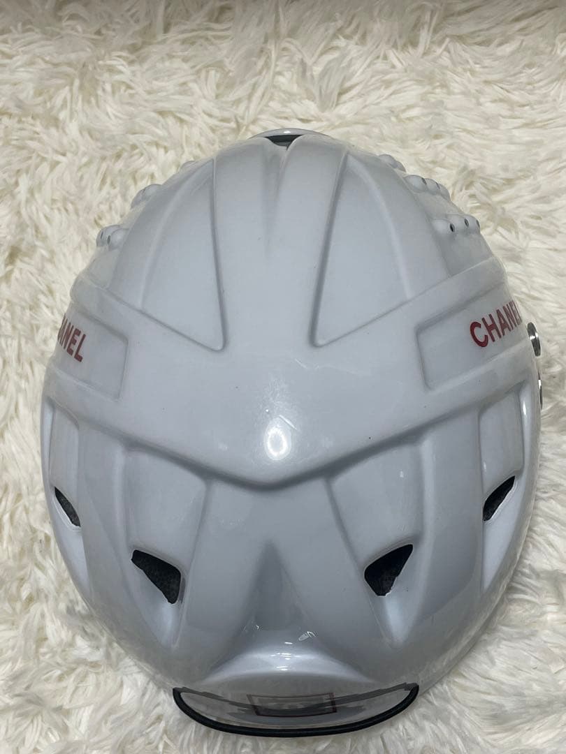 希少　CHANEL シャネル ヘルメット IDENTIFICATION 白