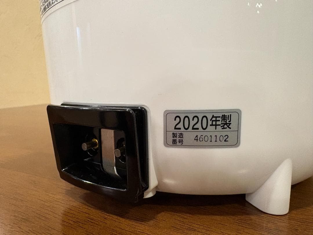 【美品：１回使用】象印 加湿器 スチーム式 3.0L ホワイト EE-RQ50