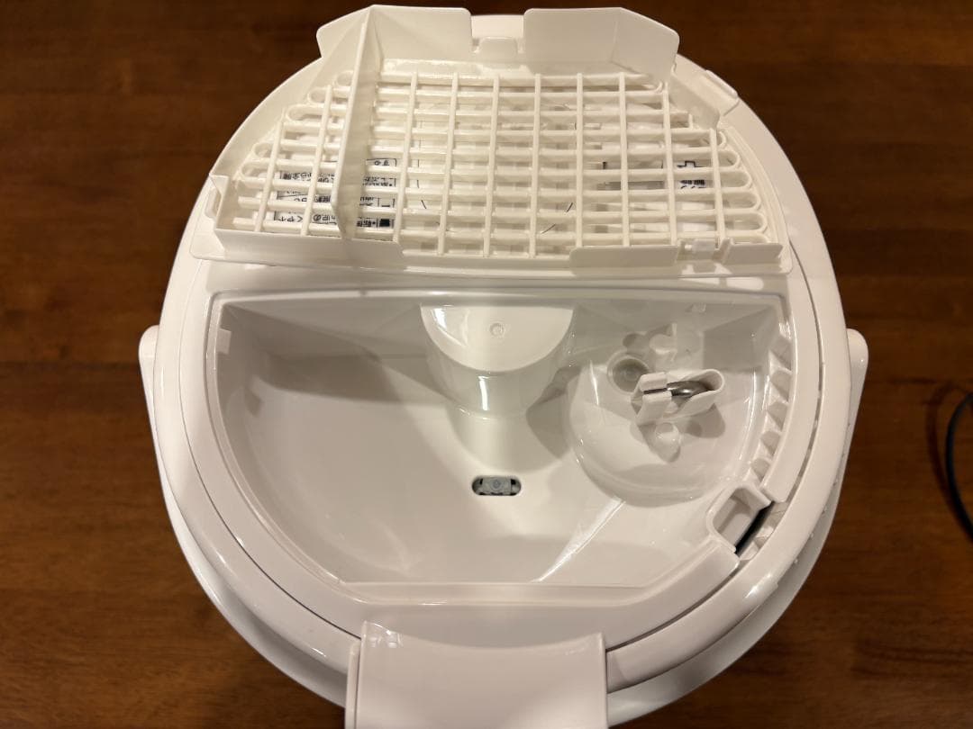 【美品：１回使用】象印 加湿器 スチーム式 3.0L ホワイト EE-RQ50