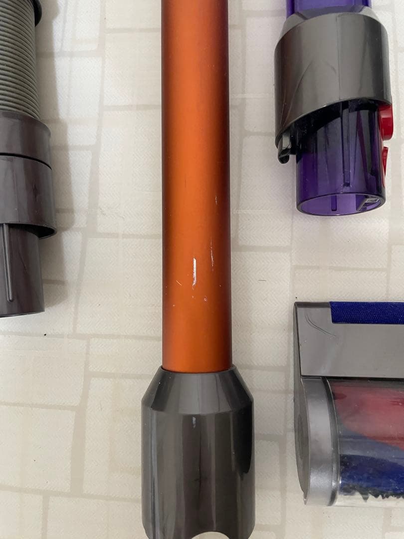 ダイソン Dyson Digital Slim Fluffy+ SV18