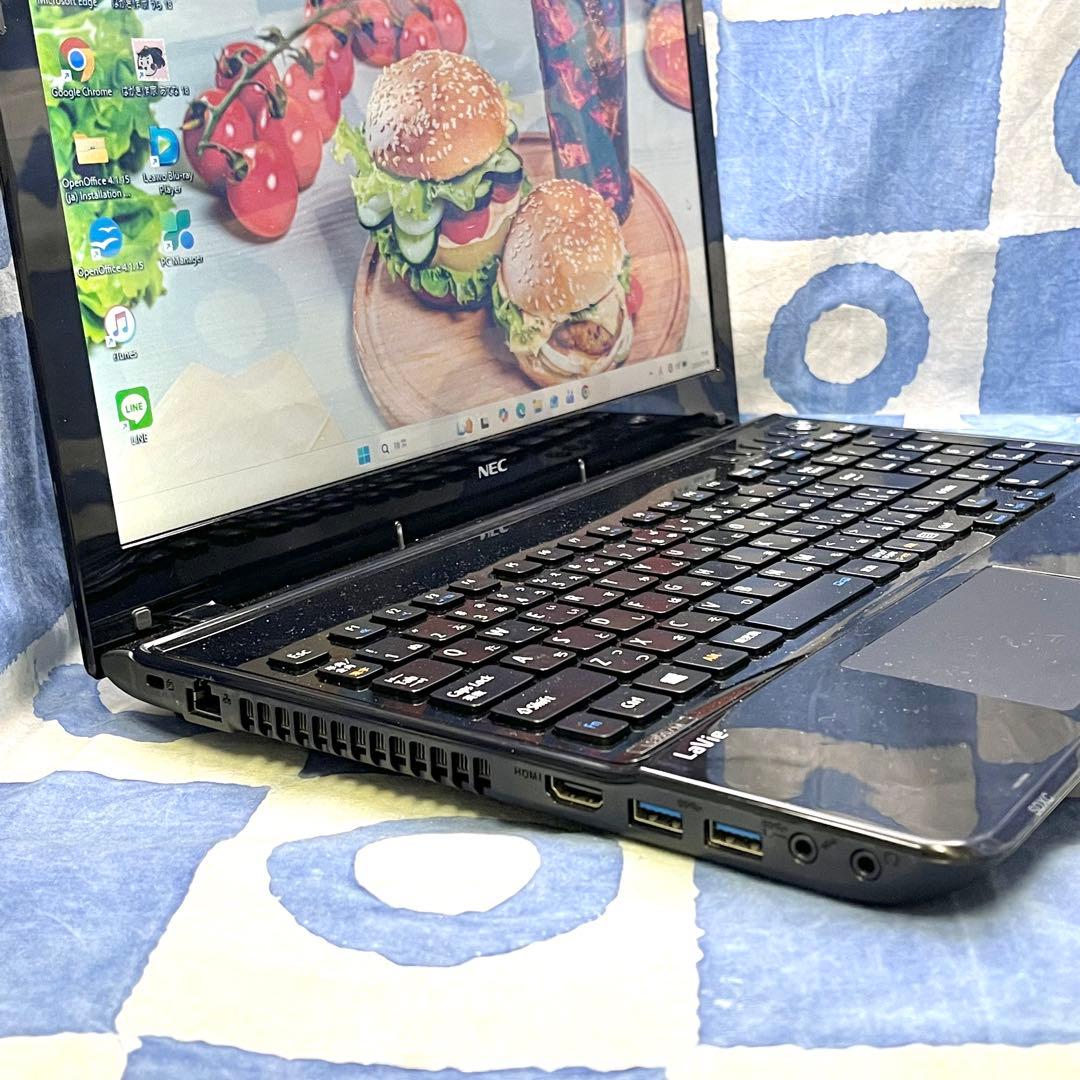 爆速SSD512G&メモリ16G☆i7☆大人な黒♪ブルーレイ&カメラ！Win11