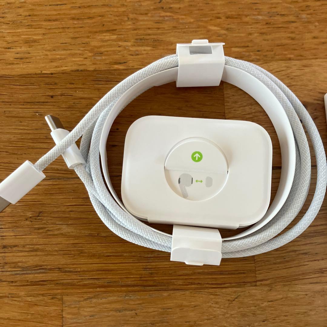 Apple AirPods Pro 2 USB-C MTJV3J/A 完全付属