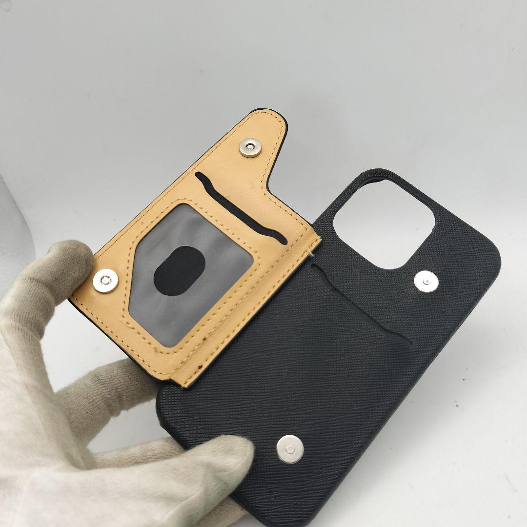 プラダ　iPhone14ケース　パスケース付き　サフィアーノ　ブラック