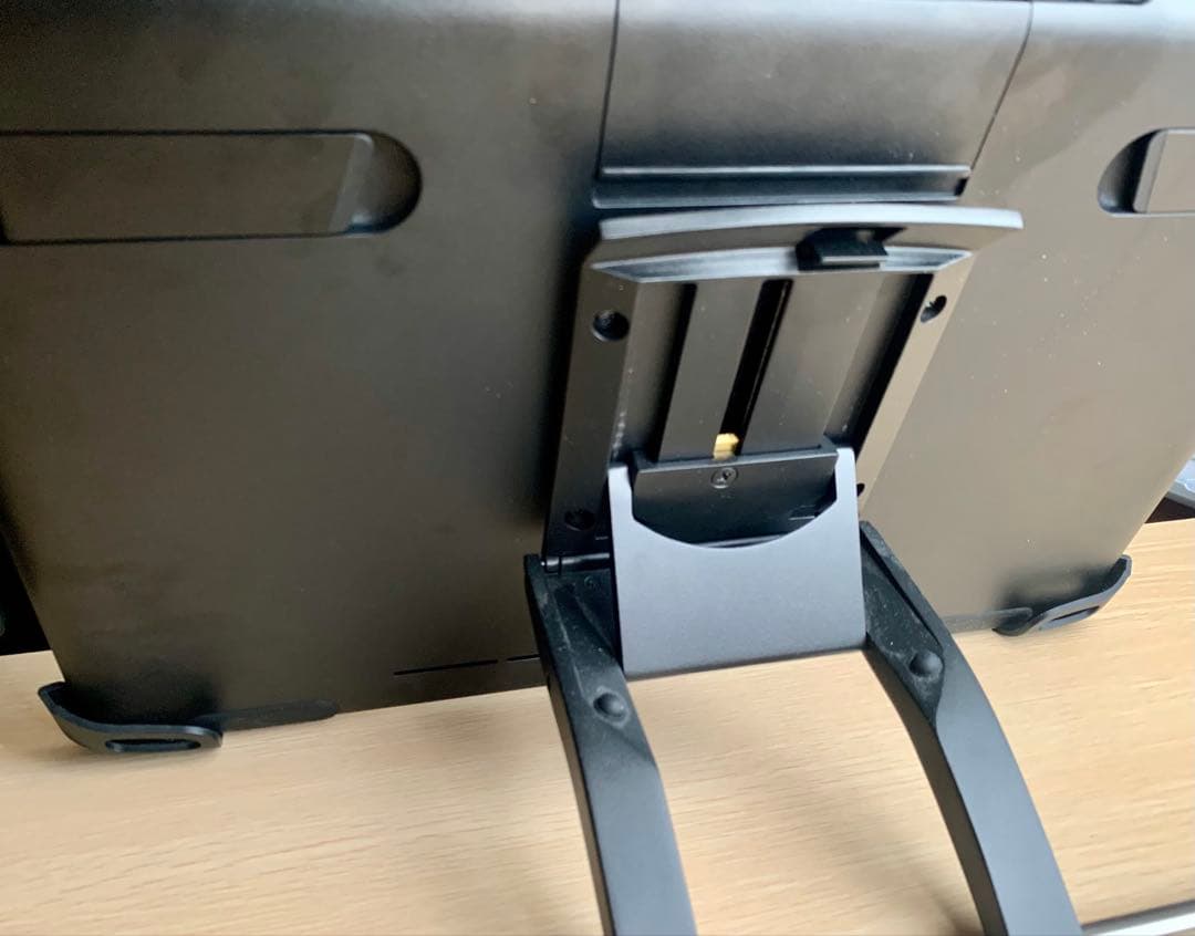 液タブ・ペンタブ Wacom Cintiq16