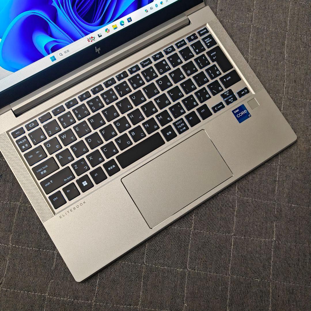 2023年9月 日本製 超美品 HP 爆速 13世代i7 新32GB 新品1TB