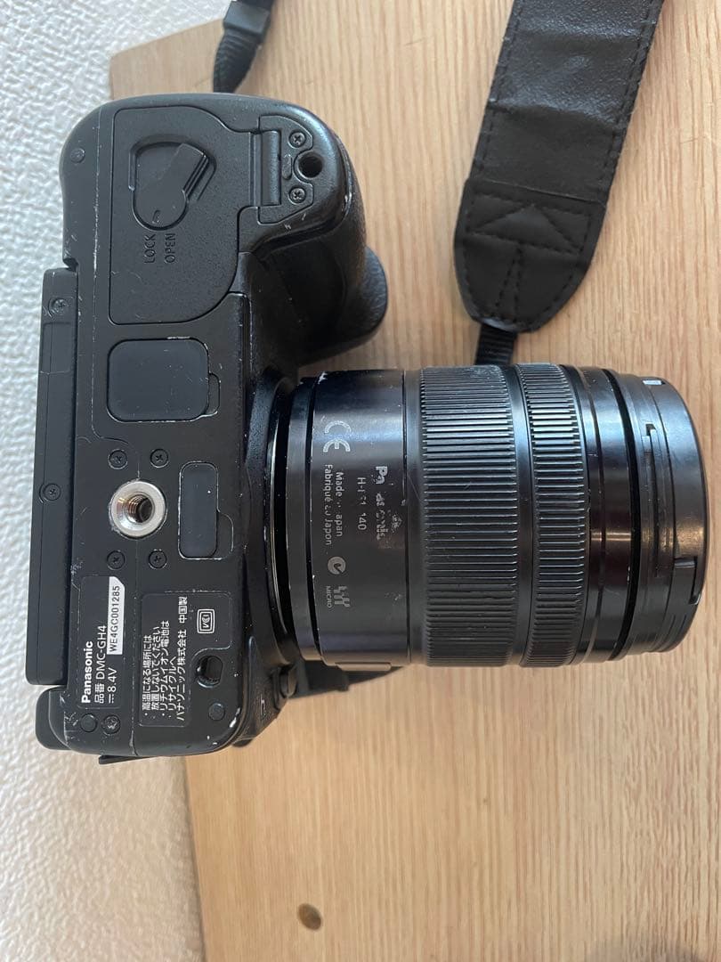 【中古】LUMIX GH4 デジタル一眼レフ　レンズ付(HD14-140)