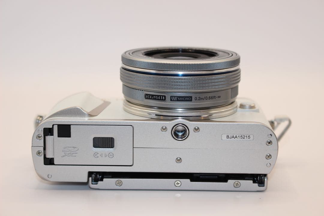 ★未使用級ショット数916回★ オリンパス　E-PL10 ダブルズームキット