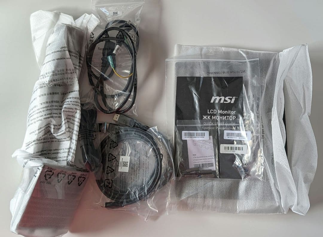 ディスプレイ・モニター本体 MSI MAG 322UPF