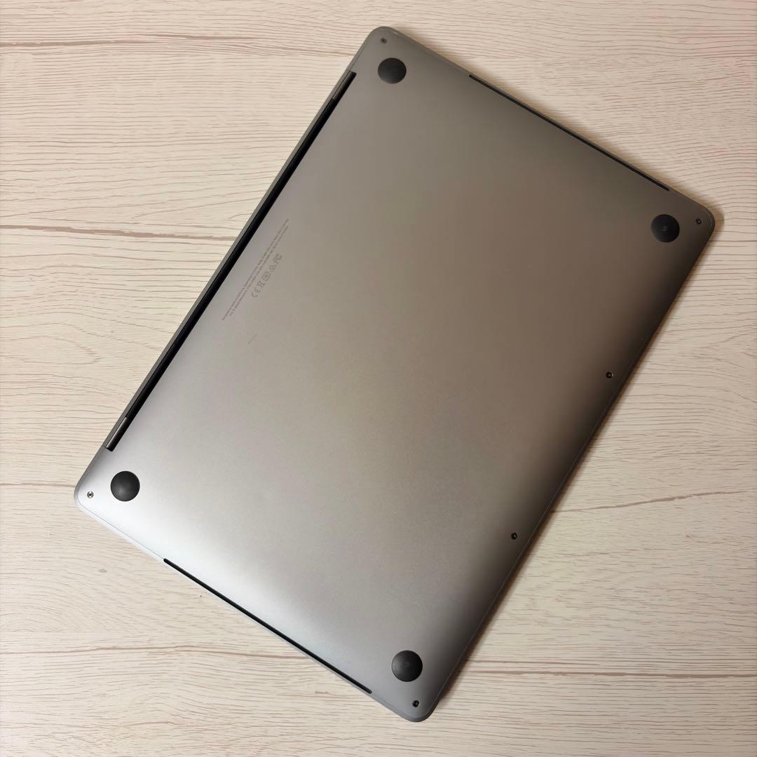 MacBook Pro (13インチ, 2018) 8GB 256GB