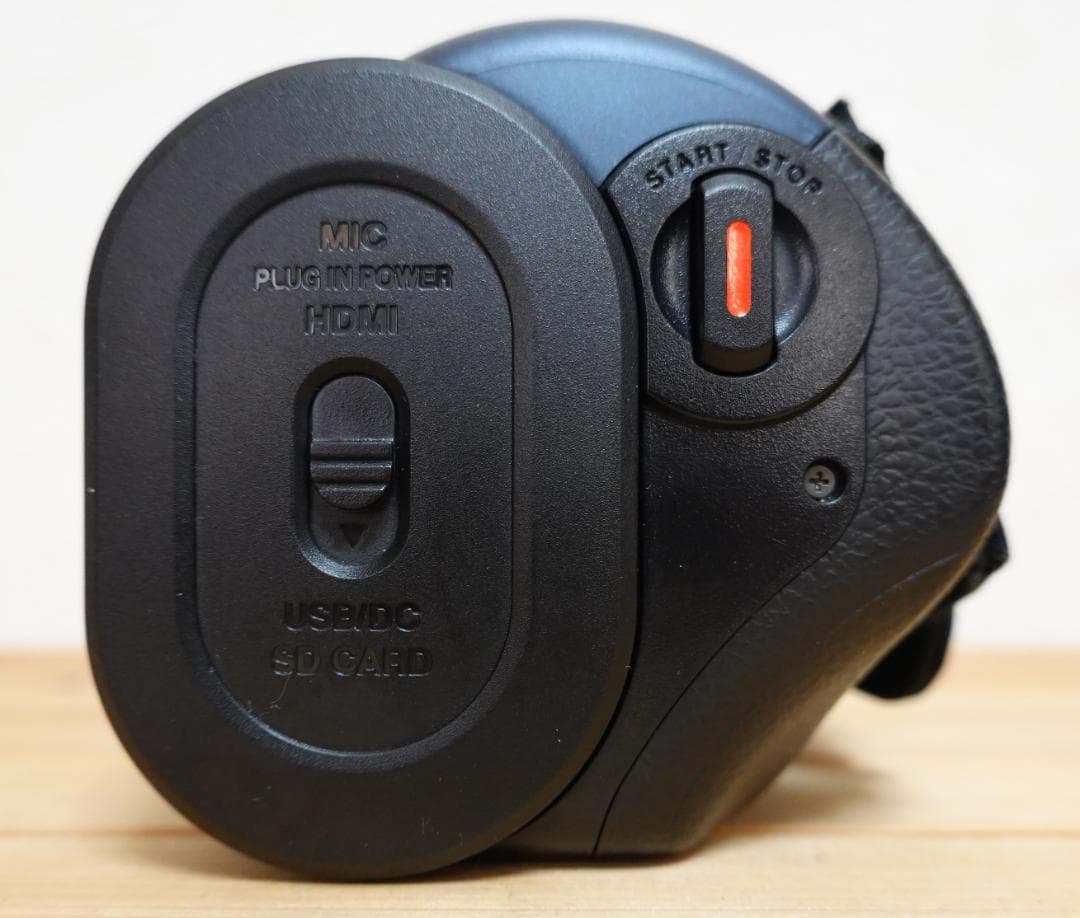 JVCケンウッド Everio R 4K GZ-RY980-A　新品同様