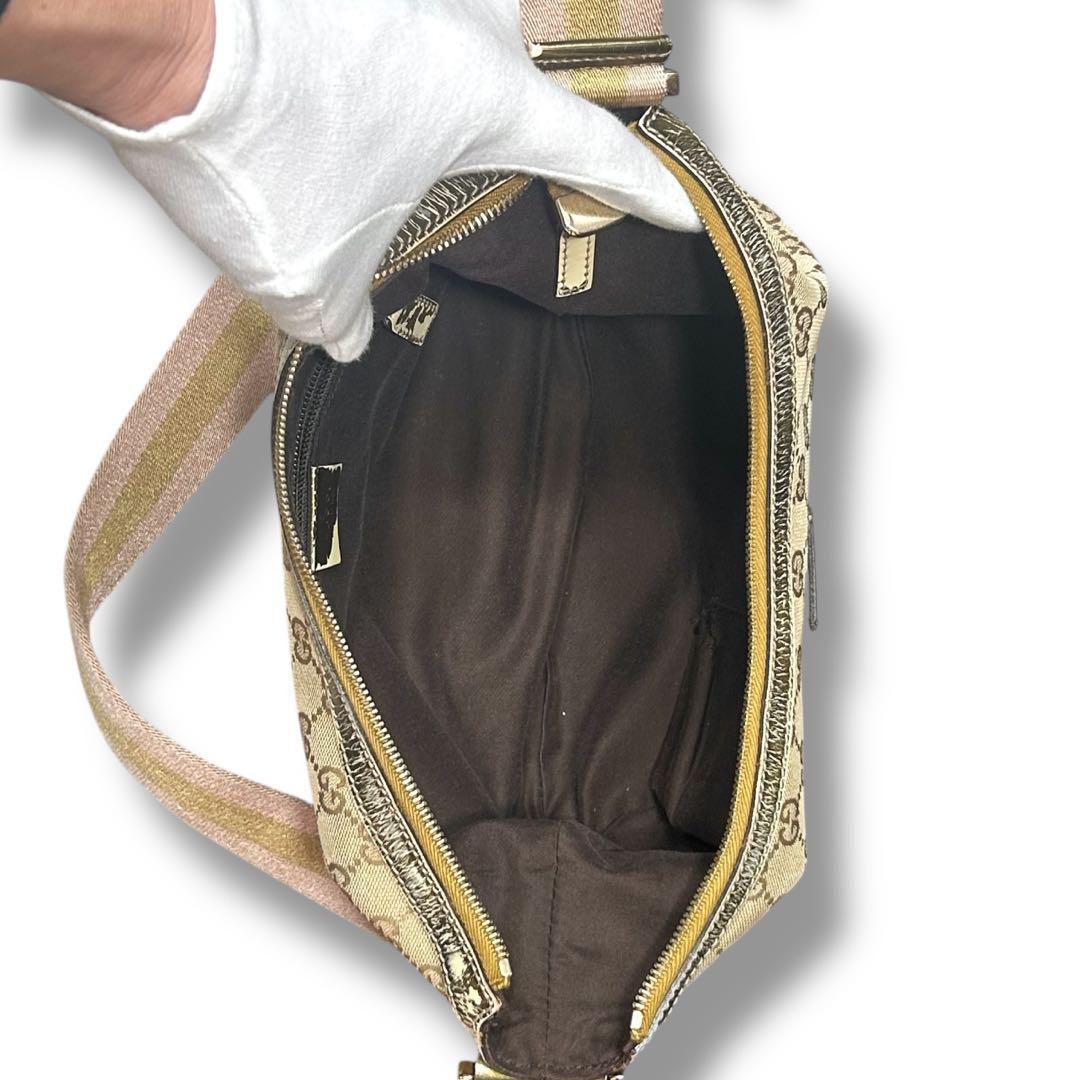 GUCCI グッチ 斜め掛け シグネチャー ベージュ 送料無料