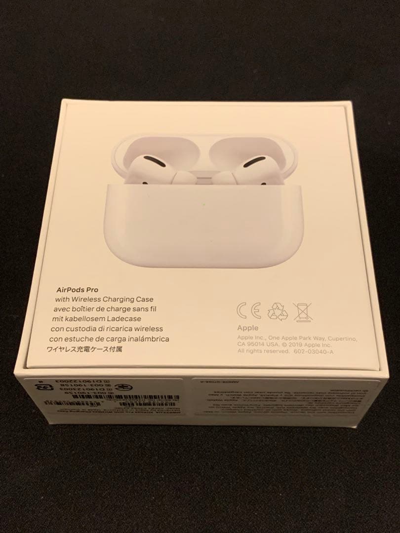 Apple AirPods Pro 箱付き 充電ケーブル付き イヤーチップS、L
