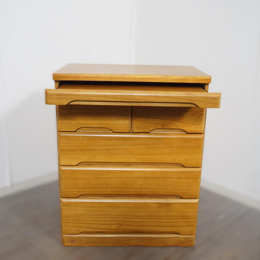 【新品】モダンな仏壇チェスト　リビングにも置ける　 アウトレット