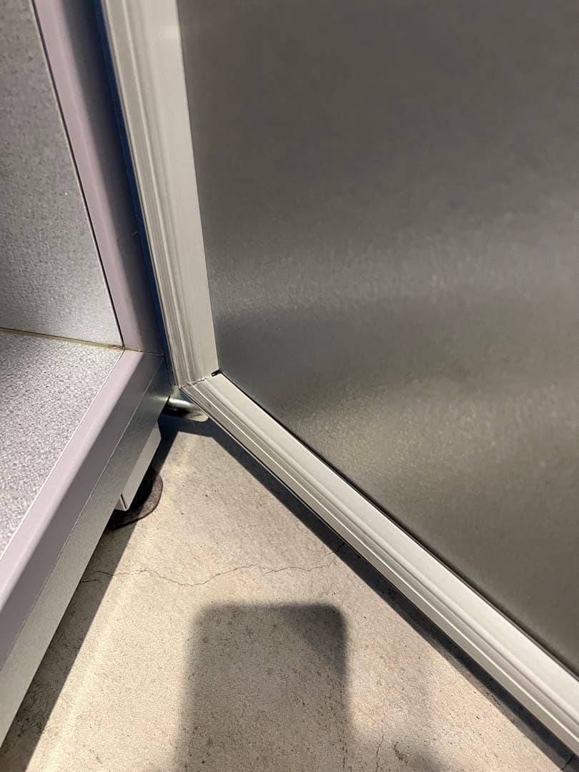 【値下げ】業務用冷蔵庫 240L. ワイン、米、野菜の保管に