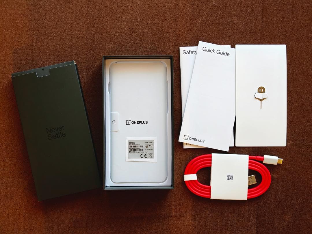 【グローバル版】OnePlus 13 16GB/512GB ブルー