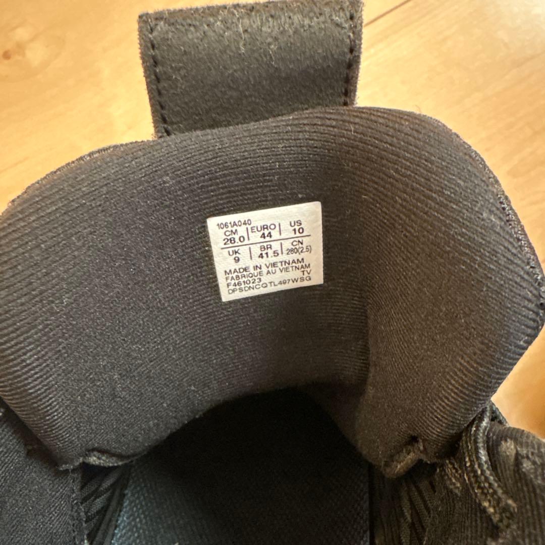 NOVA SURGE 2 バスケットシューズ　28㎝